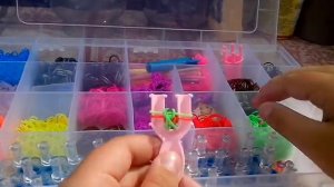 Простой браслет из резинок урок1