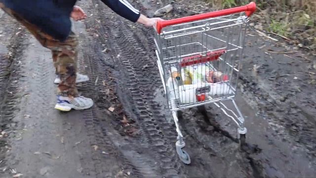 Экстремальная доставка товаров на тележке! **работаем доставщиками** смотреть онлайн