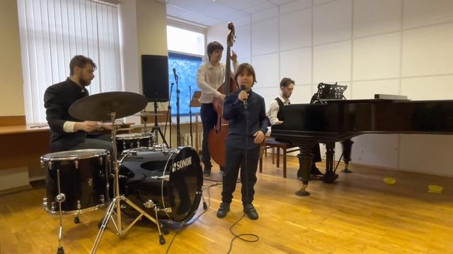 Матвей Сидоренко Fly Me to the Moon, Bard Howard смотреть онлайн