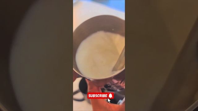 Latte art tips and tricks latte art tips and tricks #latteart#viral#coffee#shortfeed#boost #coffee смотреть онлайн