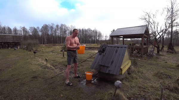ПРОСТАЯ ЖИЗНЬ ПАРНЯ на СТАРОМ ХУТОРЕ в ЛЕСУ в БЕЛАРУСИ. №333