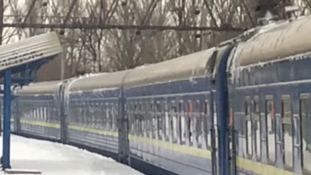ЧС7-308 с поездом✓4 Ужгород - Мариуполь по станции Нижнеднепровск смотреть онлайн