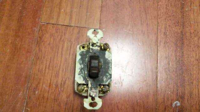 Very old light switch смотреть онлайн