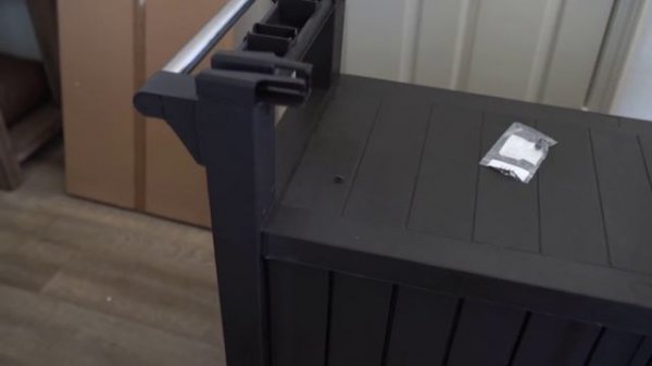 SMALL BACKYARD MAKEOVER (FIRE PIT, PAVERS & FURNITURE) // BACKYARD PATIO IDEAS