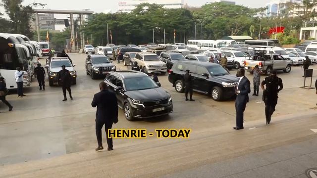 A Speaker who drives herself - How Anita Among arrives at Parliament смотреть онлайн