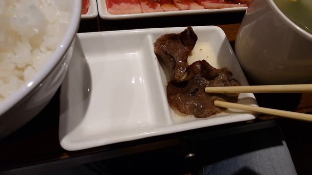 Solo Yakiniku BBQ Restaurant in Japan смотреть онлайн