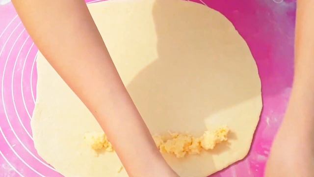 Бір жасағаннан шығатын Хачапури. 😋 смотреть онлайн
