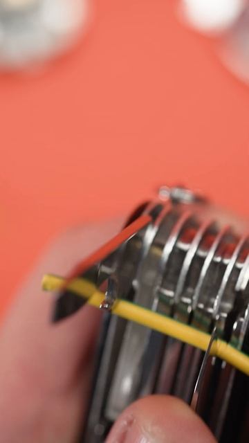 EDC HACK wire stripper🇨🇭⚡️ #shorts #experiment #edc смотреть онлайн