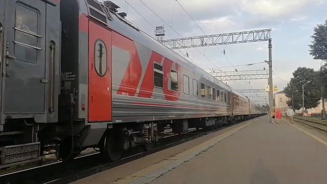 Отправление поезда 89/90 Волгоград - Санкт-Петербург со станции Елец смотреть онлайн