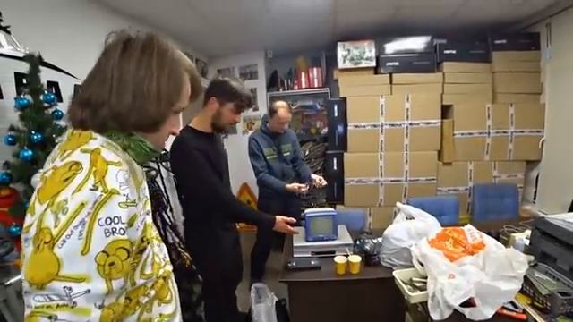 ✅Нашего проводника Диму ПОСАДИЛИ ?!? Как теперь ходить в Чернобыль! ☢ Что было на плёнке из Юпитера? смотреть онлайн