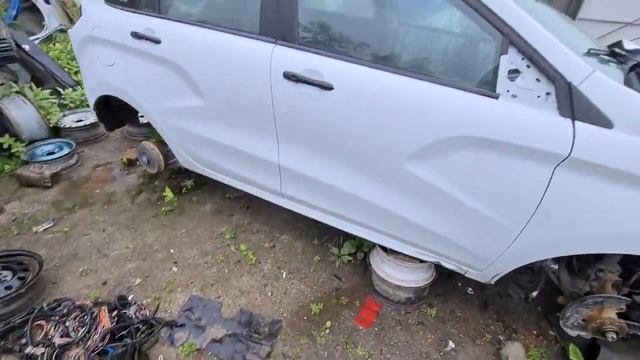 Авторазбор ,в разбор поступил LADA X-RAY смотреть онлайн