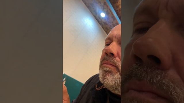 Ресторан самообслуживания в Гьиронге смотреть онлайн