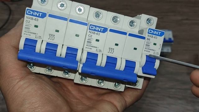 Avtomatik o'chirgich - turlari, tanlanishi va noto'g'ri tushunchalar смотреть онлайн