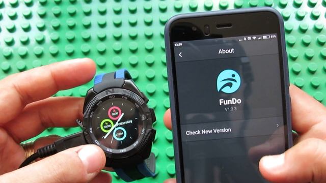 Unboxing Microwear L3 IPS Smartwatch смотреть онлайн