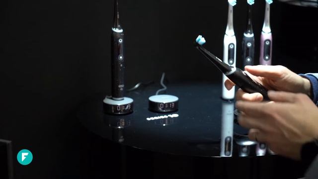 Oral-B IO Series 10 Je Nejmodernější Magnetický Kartáček