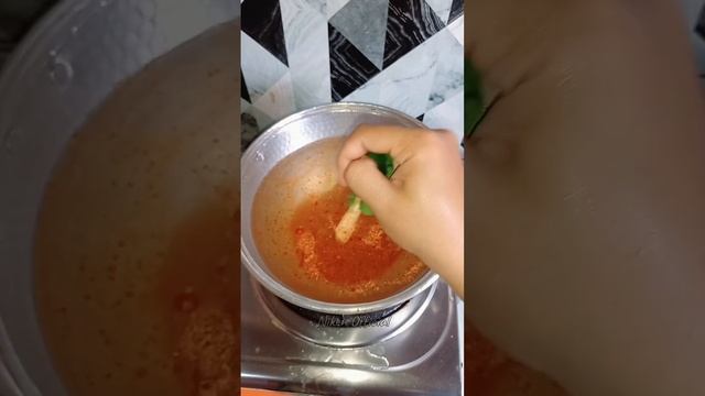 Tomyum sotong oden, simple dan enak #nikenofficialshorts #food #cooking #shorts смотреть онлайн