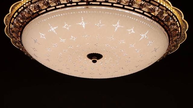 Светильник с ПДУ 670005N LED 80Вт 3 режима 3000-6000К диммер золото 50х50х11 см 4625969 смотреть онлайн