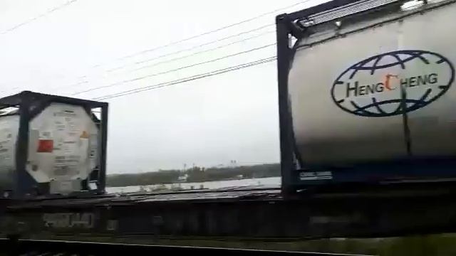 обзор на странные вагоны смотреть онлайн