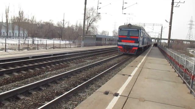 ЭР9Т-675 и ВЛ80С-411 (29.02.2016г._13ч.29мин.) смотреть онлайн