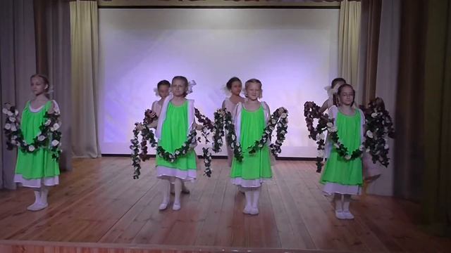 Творческий вечер детского танцевального коллектива "Родничок" 31 мая 2022 года. смотреть онлайн
