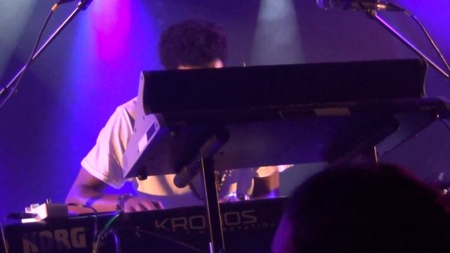 Cory Henry & The Funk Apostles : Afro Beat @ Ivry, France 11/26/15 (3/4) смотреть онлайн