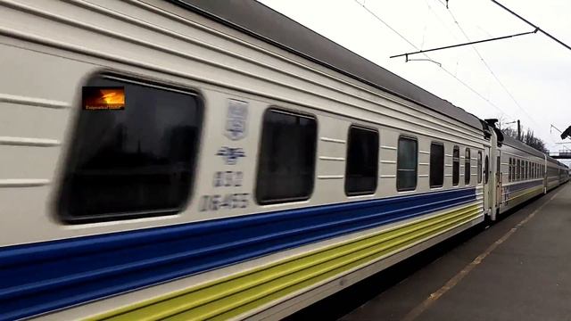 ДС3-011 с поездом №32 Рига - Киев смотреть онлайн