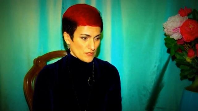 Коллекционер Гоар Галстян рассказывает о своей коллекции "Мода эпохи СССР" смотреть онлайн