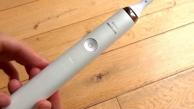 Philips Sonicare DiamondClean Toothbrush Unboxing
