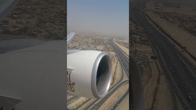 Emirates Boeing 777-300ER Takeoff Sound.