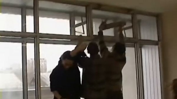 Как открыть окно?