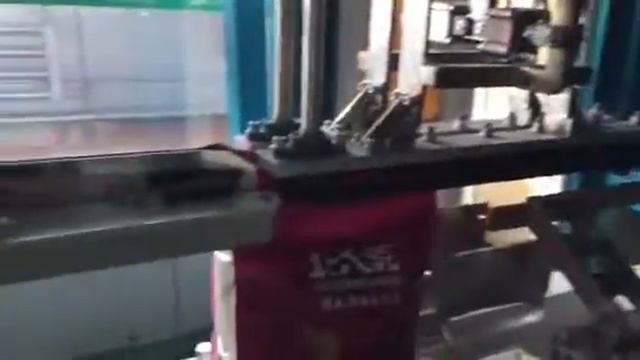 Rice packing machine and palletizing robot смотреть онлайн