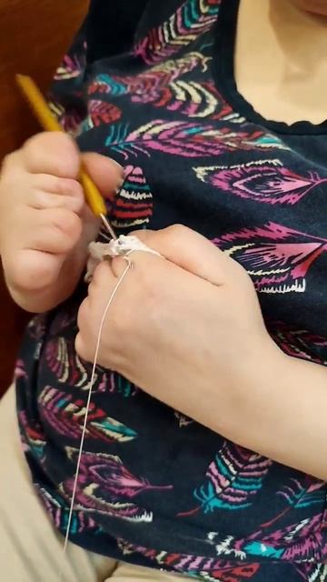 Скоро конец! #diy #вязаниекрючком #shorts смотреть онлайн