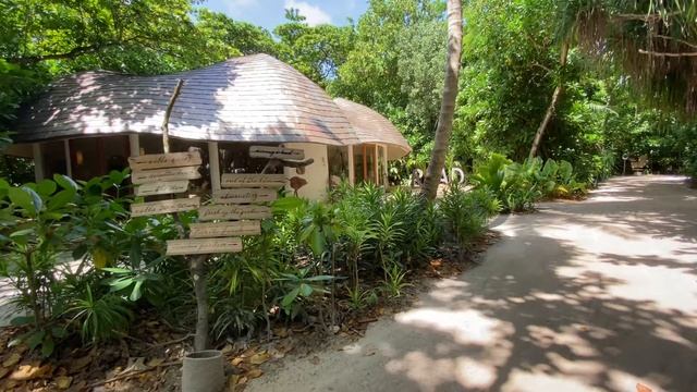 #Мальдивы Soneva Fushi Maldives - тур по местам общего пользования курорта. смотреть онлайн
