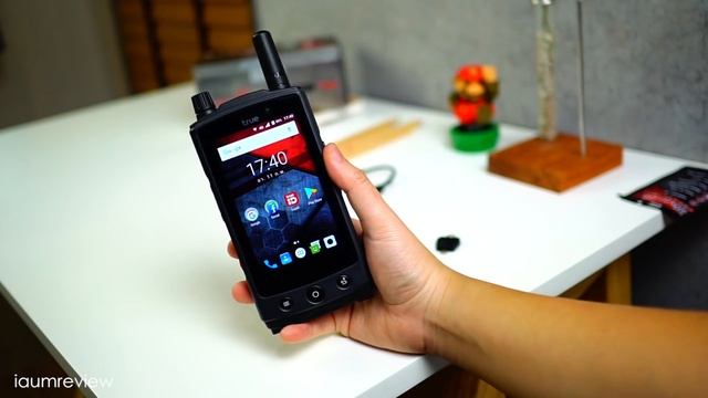 =+= รีวิว True Smart 4G Adventure =+= วันนึงชั้นเดินเข้าป่า เจอ Smartphone 4G Walkie Talkie смотреть онлайн