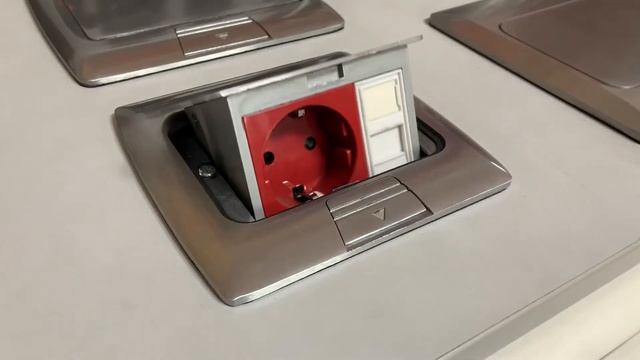 НАПОЛЬНЫЙ, НАСТОЛЬНЫЙ ЛЮЧОК НА 3 МОДУЛЯ смотреть онлайн