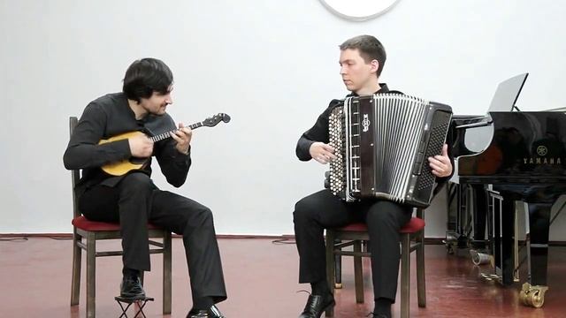 Дуэт виртуозов: Артём Давтян (домра) и  Николай Прокопьев (баян) Новосибирск