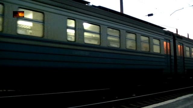 ЭР9Т-733 на о.п. Одесса-поездная смотреть онлайн