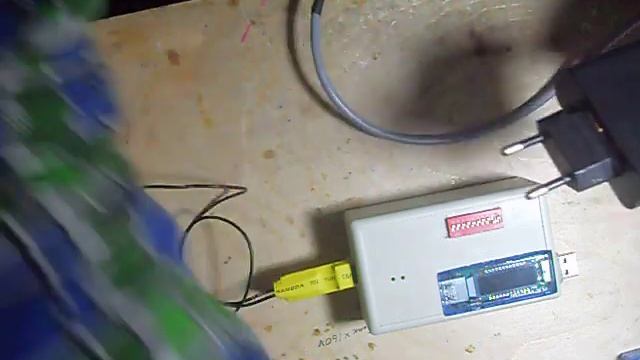 Зарядное устройство для Li-ion аккумуляторов с регулировкой тока и автоматическим отключением смотреть онлайн