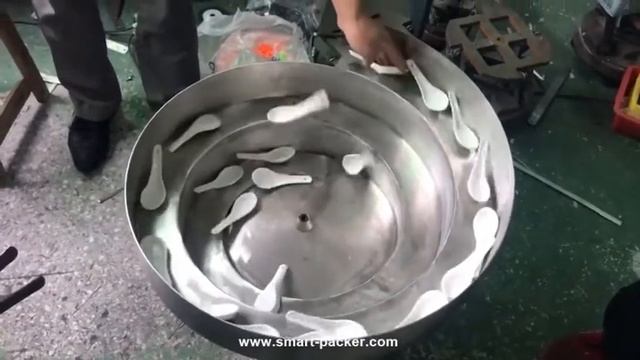 Ложка вибрационная сортировка кормления чаша машина утилизация ложка инструмент вибрирующая тарелка смотреть онлайн