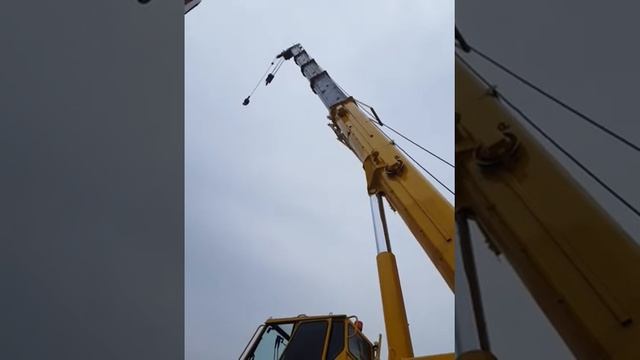 LIEBHERR LTM 1090 1990y (1) DaiThang Group