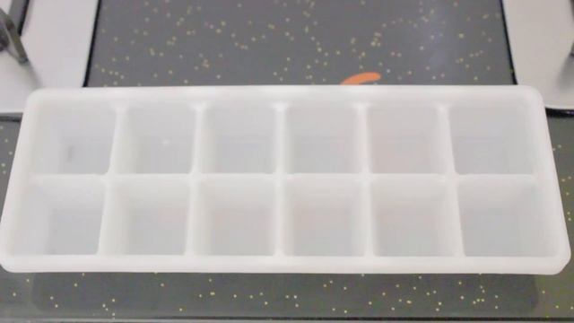 ICED LATTE - Mokapot espresso ice cubes смотреть онлайн