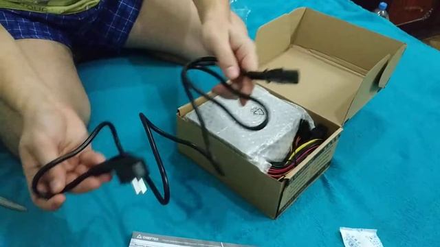 Распаковка Chiftec GPS-600A8 из Розетки смотреть онлайн