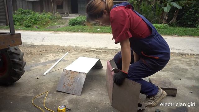 Repair And Restore 1000kg Truck, Weld Front Fenders And Steps