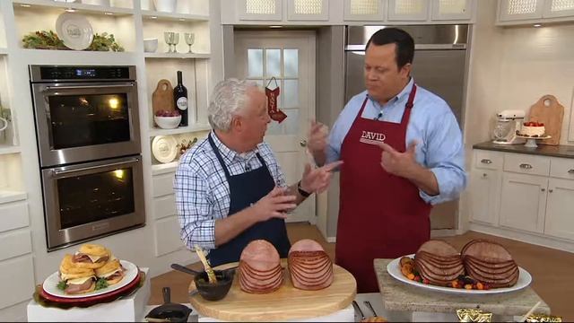 Smithfield (2) 3-4-lb Spiral Sliced Boneless Hams W 2 Glaze Packs on QVC смотреть онлайн