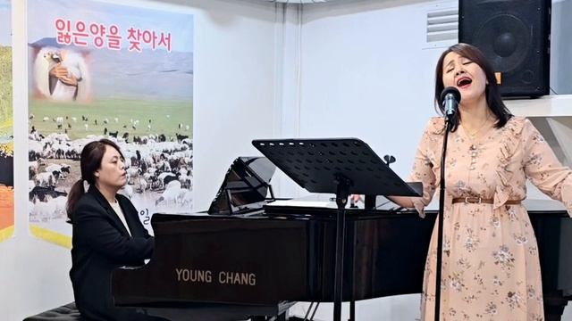 "Auld lang syne" "Ааваа тан уруу", 천부여 의지 없어서- 몽골어 Mongolian singer Miigaa, Korean pianist Hanna смотреть онлайн