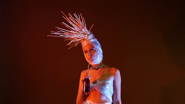 Безалкогольные напитки Space I IPDA смотреть онлайн