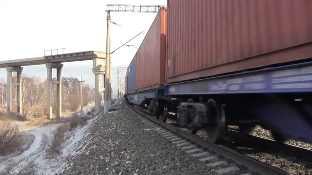 Электровозы ВЛ85 057 С грузовым поездом и ЭП1 134 С почтово багажным поездом Вос Сиб жд смотреть онлайн