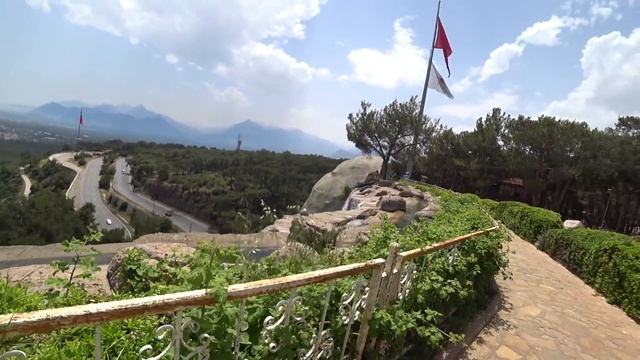 08 06 19 Турция Анталия В шатре Султан Сулейман Прогулка в парке Наряд дня смотреть онлайн