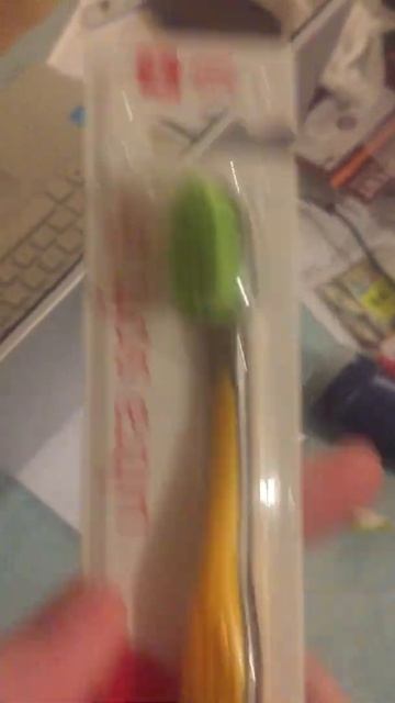 Brosse à dent(s) SUISSE: "Colgate" (ASMR) смотреть онлайн