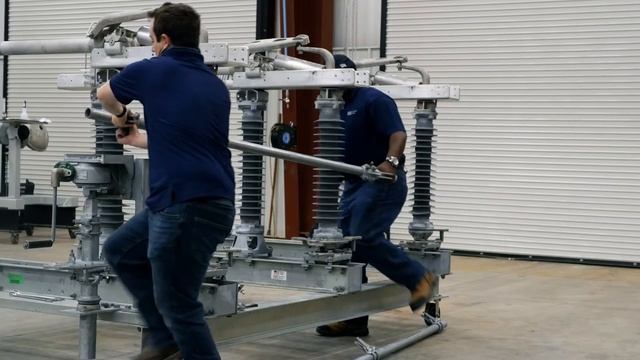 Receiving, Installation & Adjustment Instructions for Vertical Break Disconnect Switch Model EV-2 смотреть онлайн